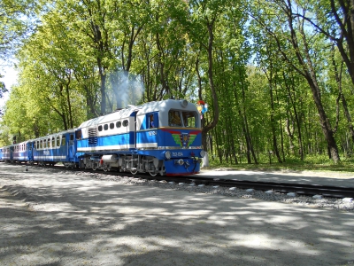 ТУ2-054 с составом 'Украина' отправляется со ст. Парк